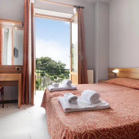 Appartement Paradiso Bilocale 202